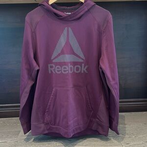 Reebok Women’s Speedwick maroon hoodie Size L